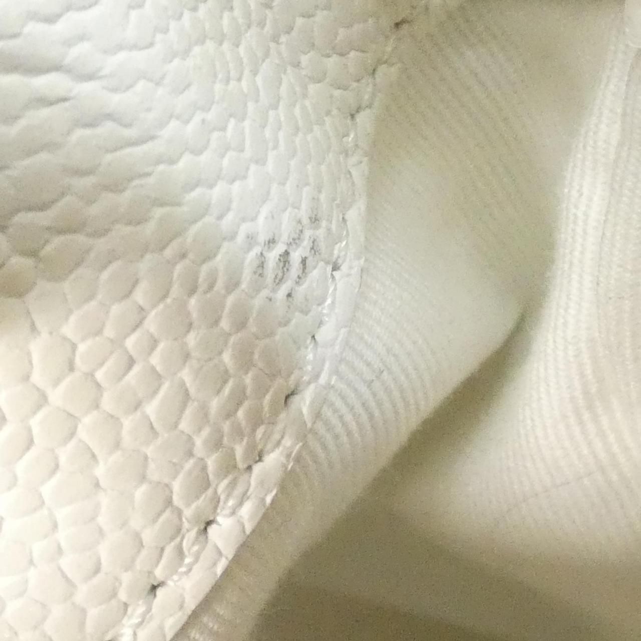 Chanel Backpack White — view 9