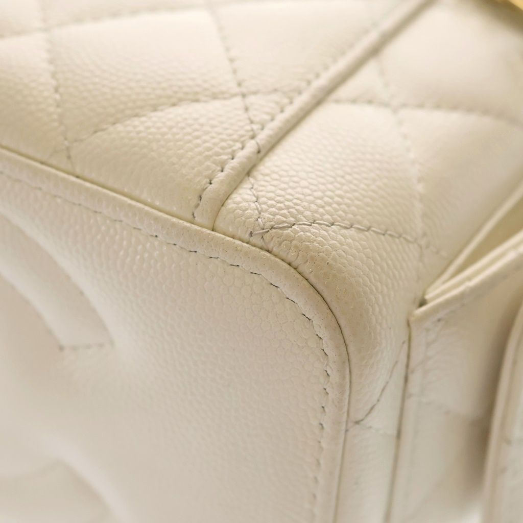 Chanel Quilted Chain Clutch Vanity Mini Shoulder Bag White Caviar Leather Gold — view 7