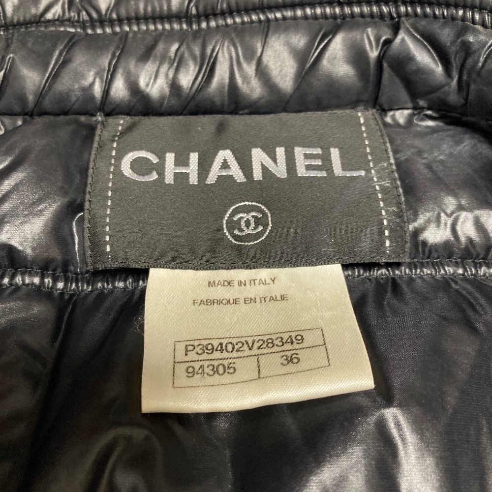 Chanel CC Logo Button Padded Jacket 36 Black — view 9