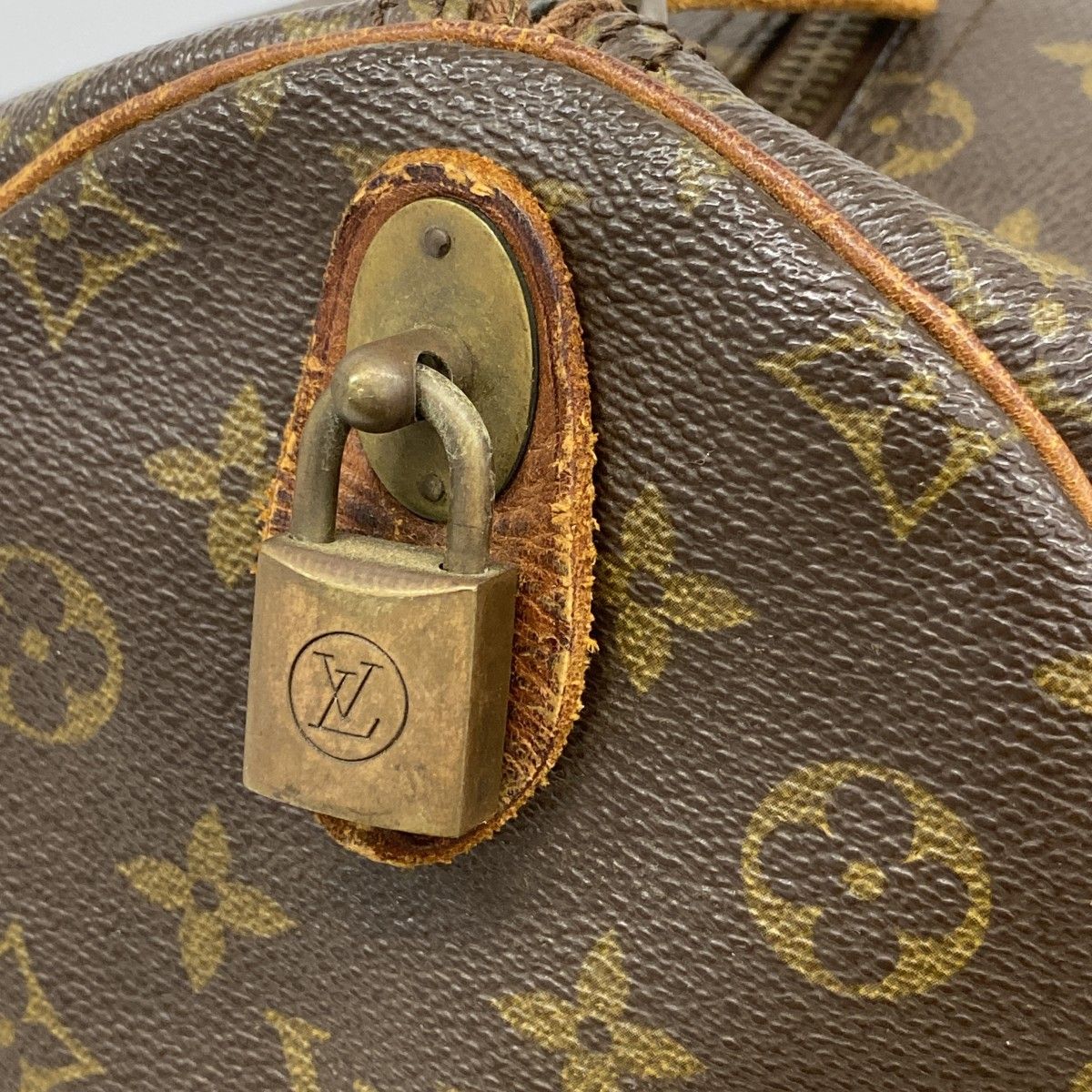 Louis Vuitton Boston Bag Monogram Keepall 55 Brown — view 9