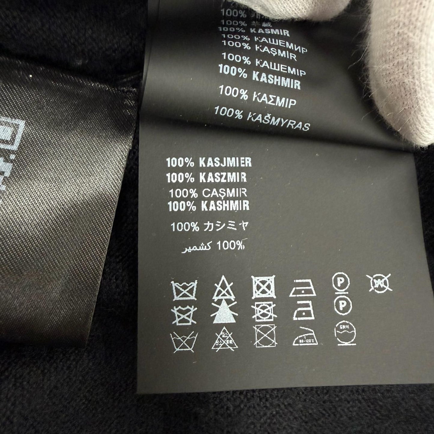 Prada Cashmere Logo Embroidery Round Neck Knit Sweater Black 48 — view 9