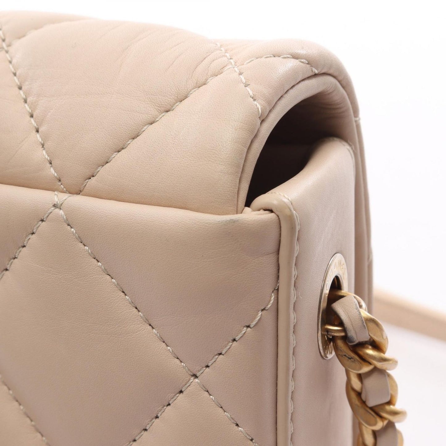 Chanel Shoulder Bag Quilted Classic Full Flap Beige Leather Chain — view 9