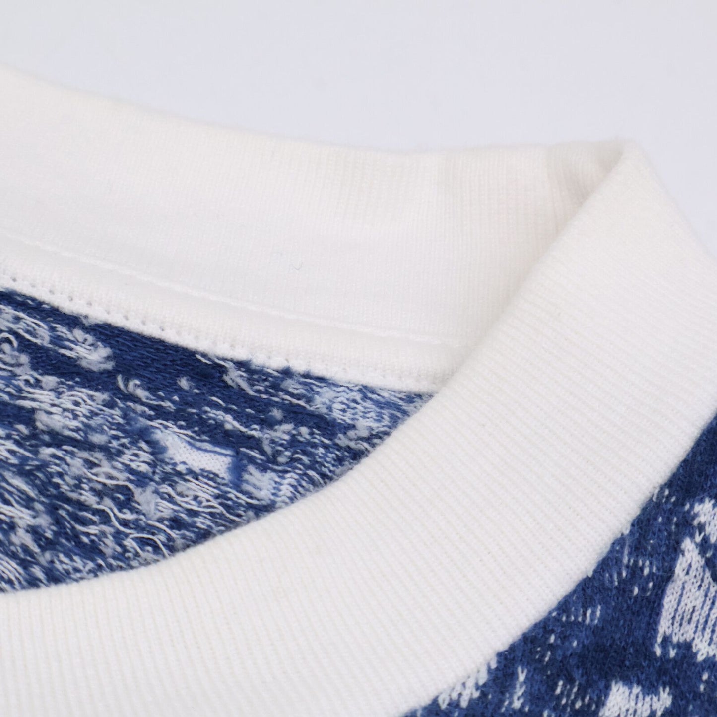 Louis Vuitton Graphic Monogram T-Shirt — view 8