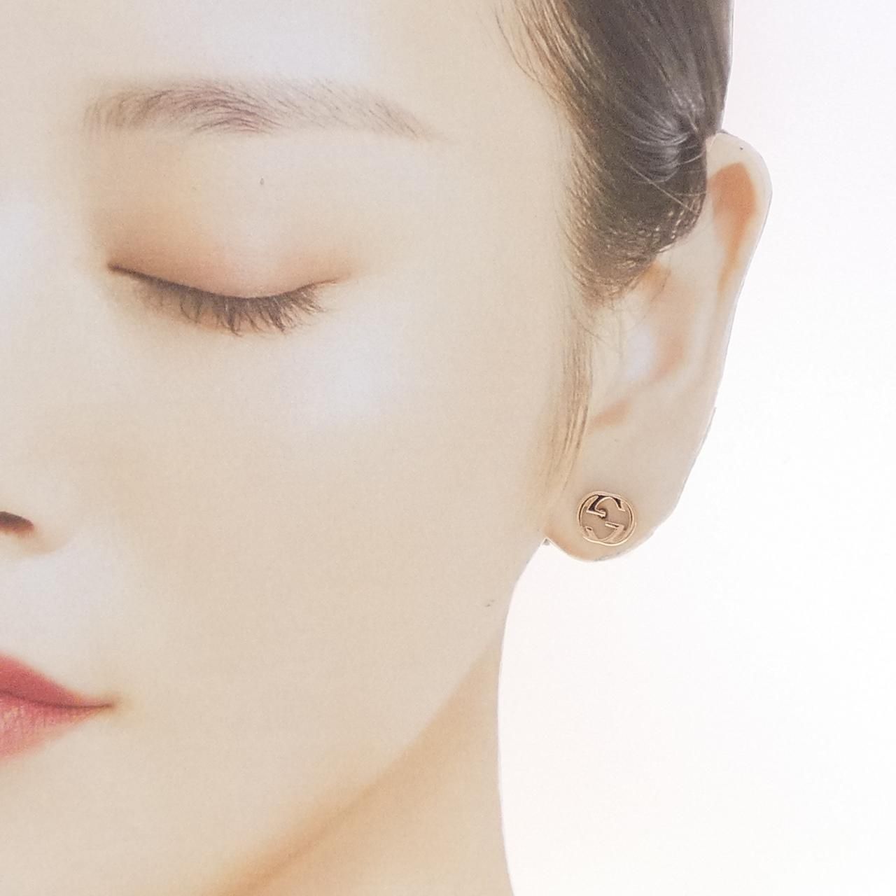 Gucci Interlocking Earrings Gold — view 4