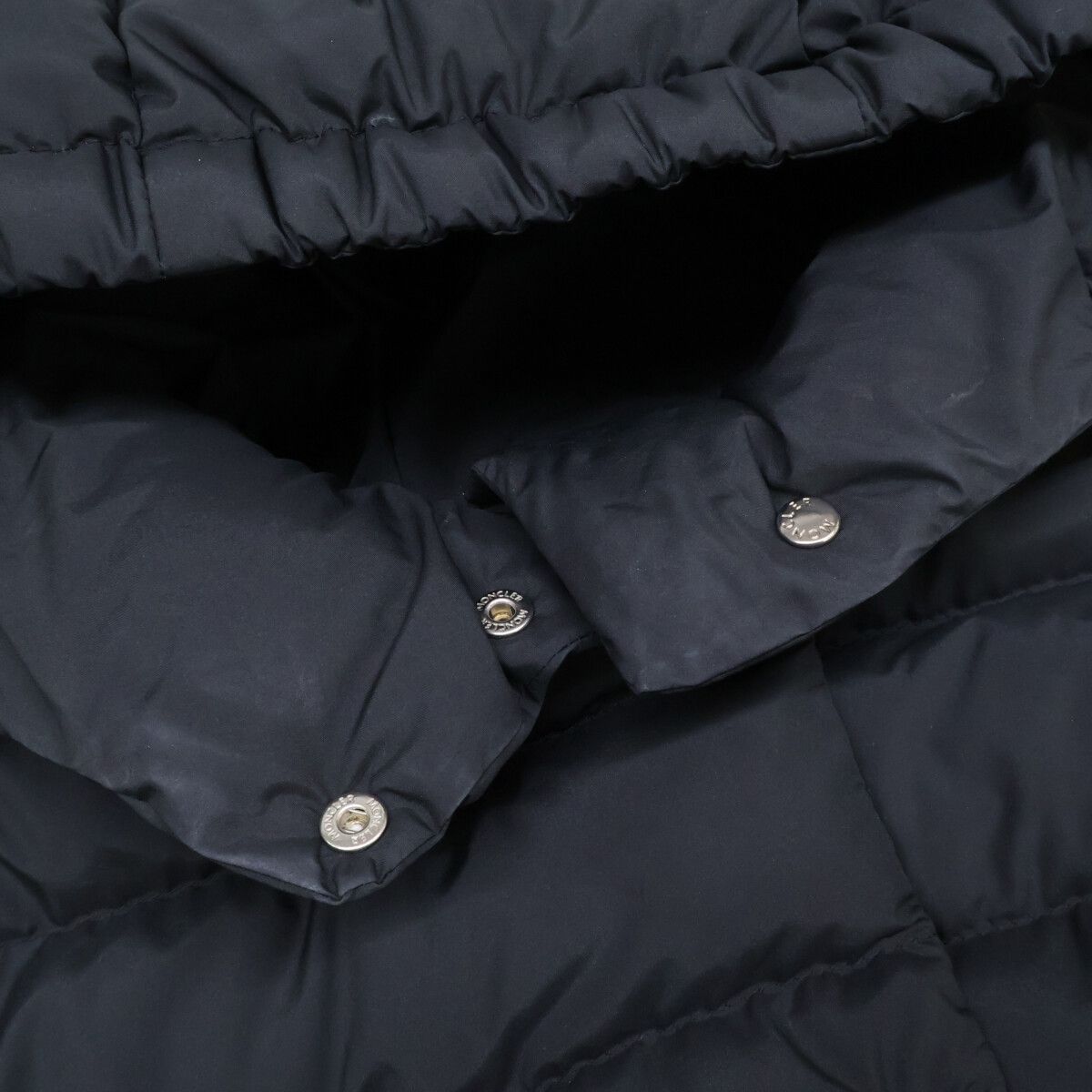 Moncler Egisto Hoodie Down — view 9