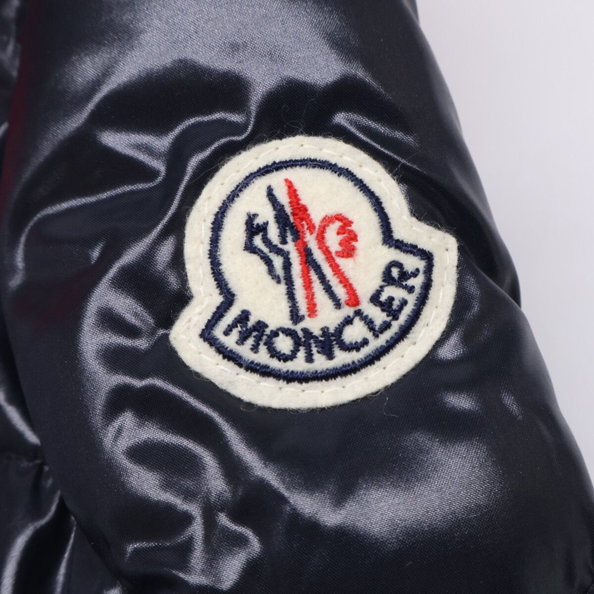 Moncler Arles Hoodie Down — view 9