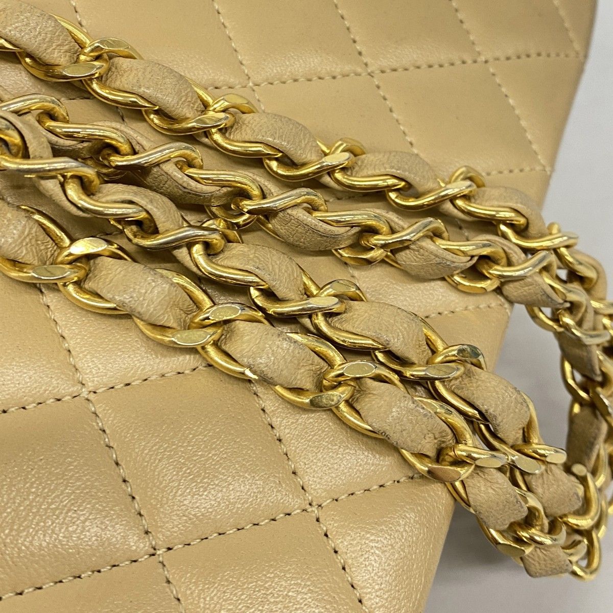 Chanel Shoulder Bag Quilted Lambskin Beige Gold — view 9
