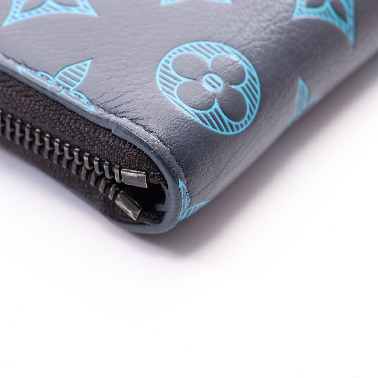 Louis Vuitton Round Wallet Zippy Vertical Navy Leather — view 9