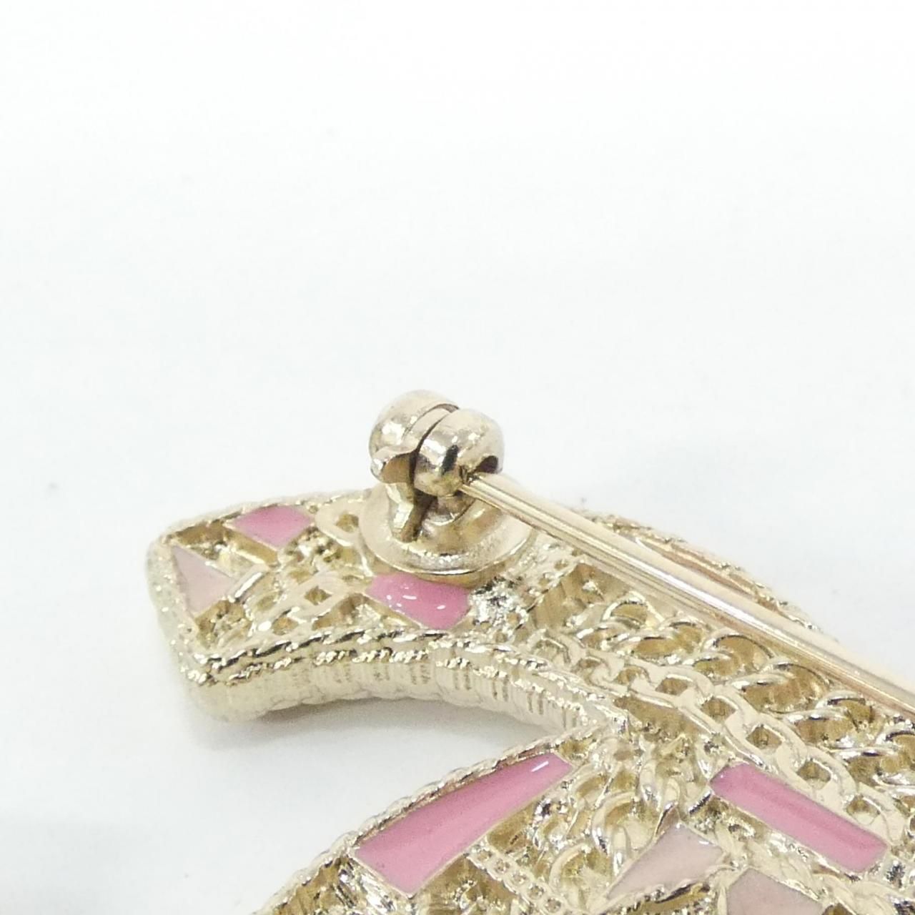 Chanel Brooch Gold — view 3