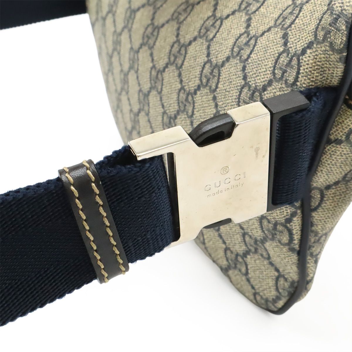 Gucci GG Supreme Belt Bag Waist Pouch Hip Leather Navy — view 9
