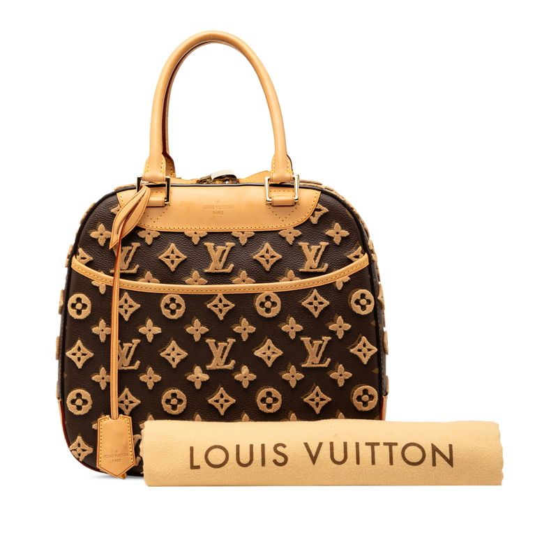 Louis Vuitton Monogram Tufting Deauville Cube Handbag Leather — view 7