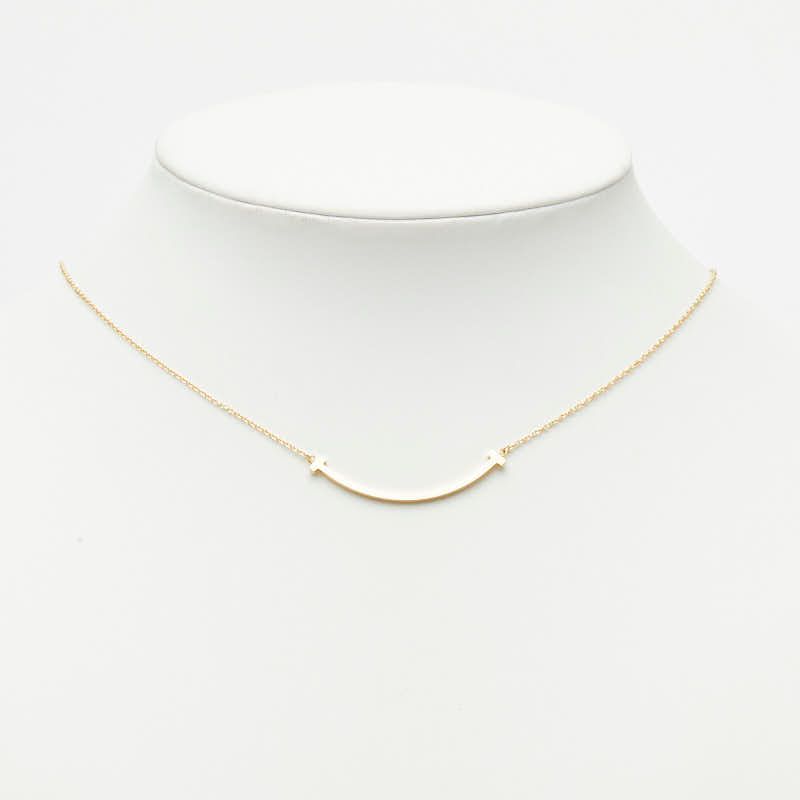 Tiffany & Co T Smile Small Chain Pendant 18k Yellow Gold — view 7