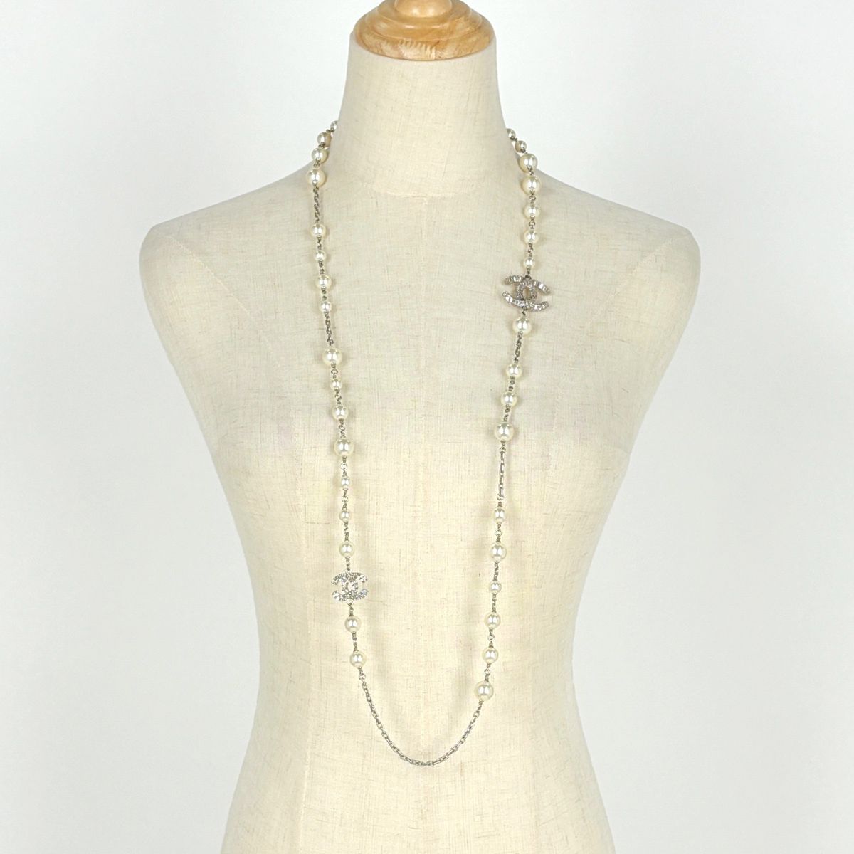 Chanel CC Logo Faux Pearl Necklace Long Silver Plated Rhinestone — view 6