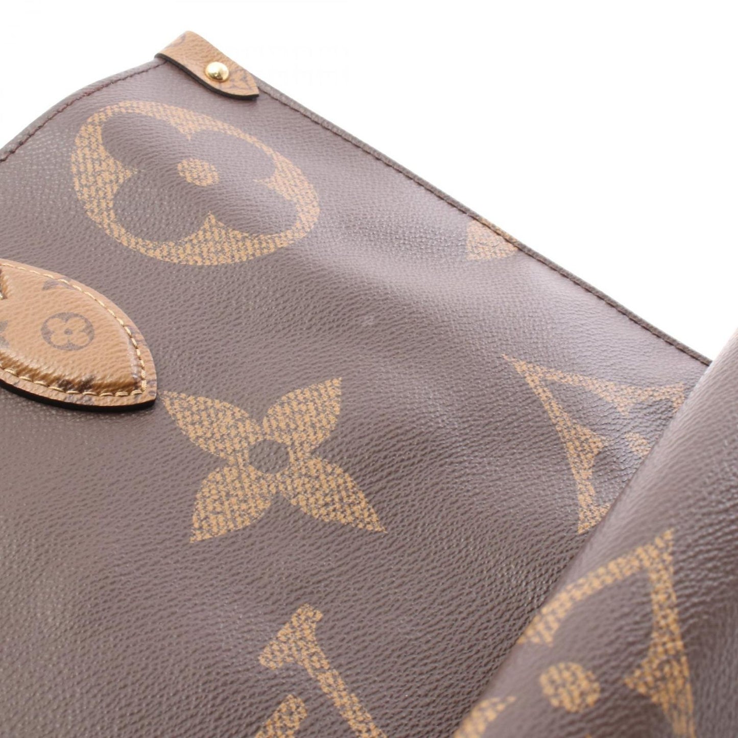 Louis Vuitton Tote On The Go GM Canvas — view 9