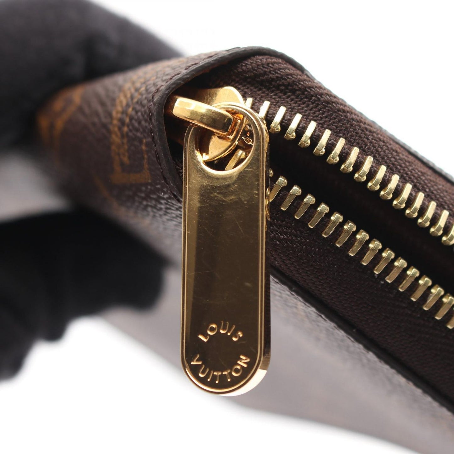 Louis Vuitton Round Wallet Zippy Monogram Canvas — view 6