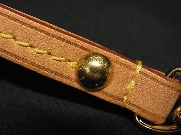 Louis Vuitton Key Holder Key Ring Charm Brown — view 3