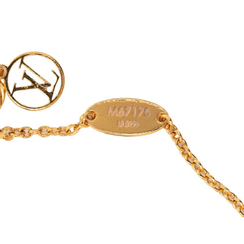 Louis Vuitton LV&me Initial Bracelet Gold Plated — view 7