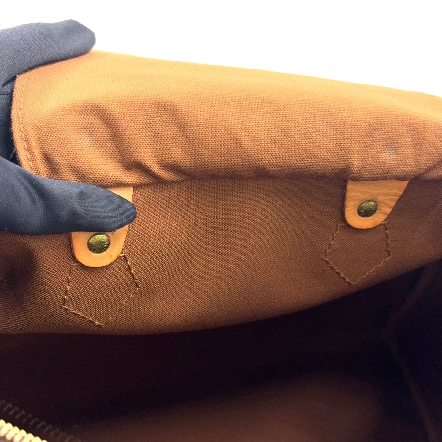 Louis Vuitton Speedy 35 Monogram Leather Brown Handbag Gold — view 9
