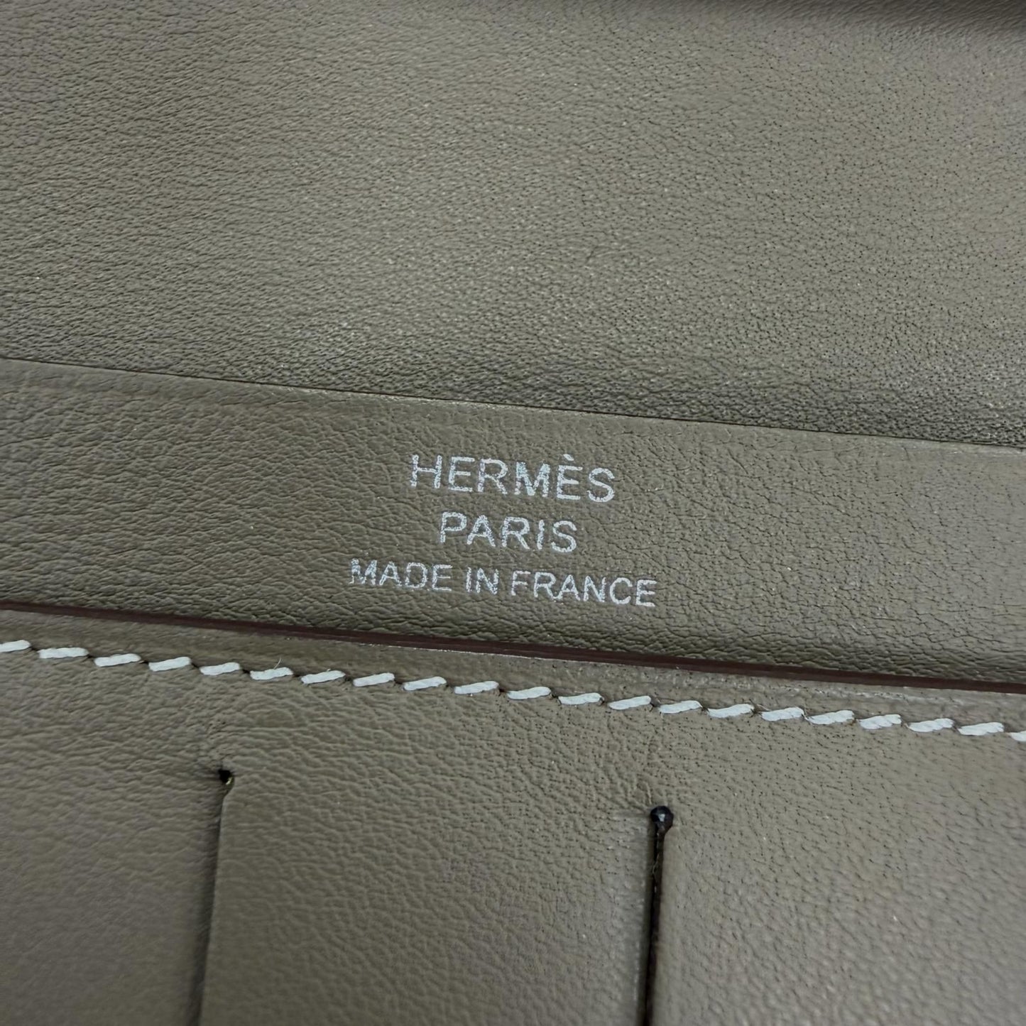 Hermes Citizen Twill Long Silk Etoupe Silver Leather Wallet — view 9