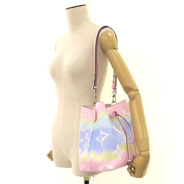 Louis Vuitton Neo Noe LV Escale Bucket Bag — view 8