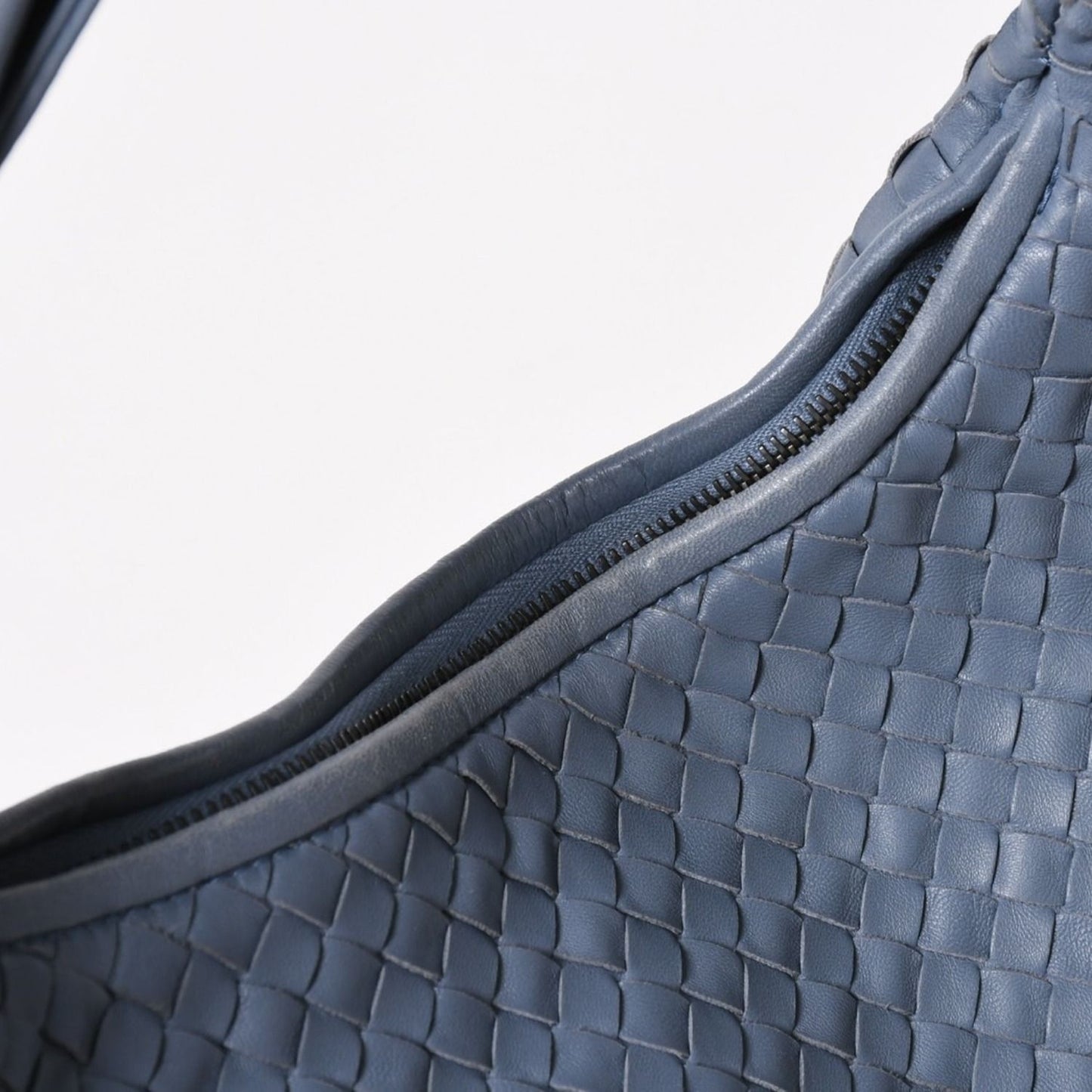 Bottega Veneta Intrecciato Hobo Handbag Blue Gray Black Metal Lambskin — view 8