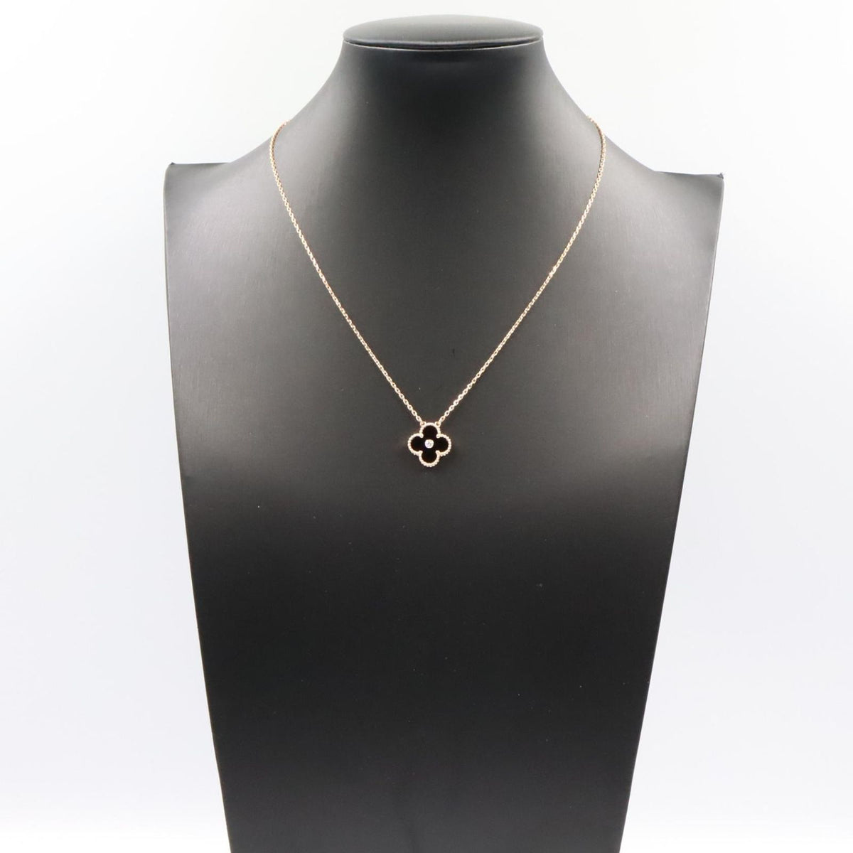 Van Cleef & Arpels Necklace Vintage Alhambra Onyx 37.5 42 18K Pink Gold — view 6