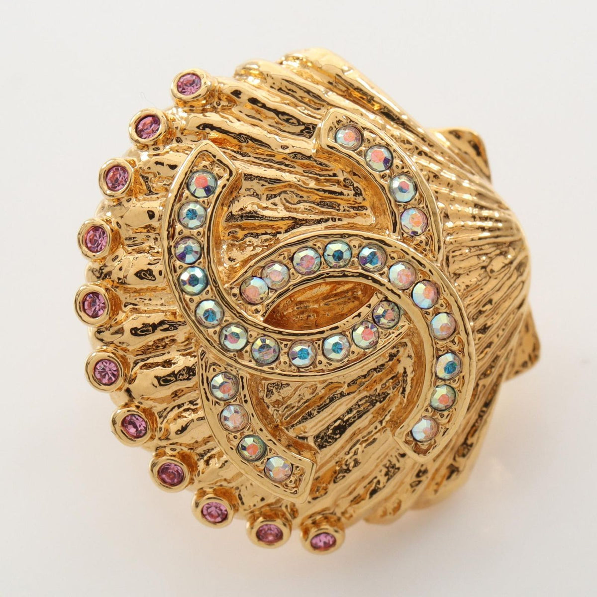 Chanel Earrings CC Logo Shell Motif — view 6