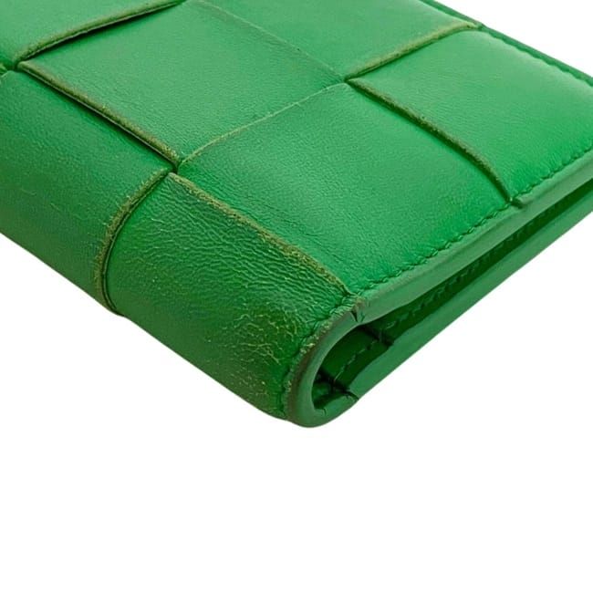 Bottega Veneta Bifold Wallet Green Maxi Intrecciato Compact Leather — view 8