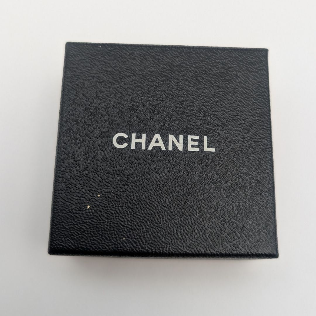 Chanel Earrings CC Logo Gold Black Large Round Vintage — view 8