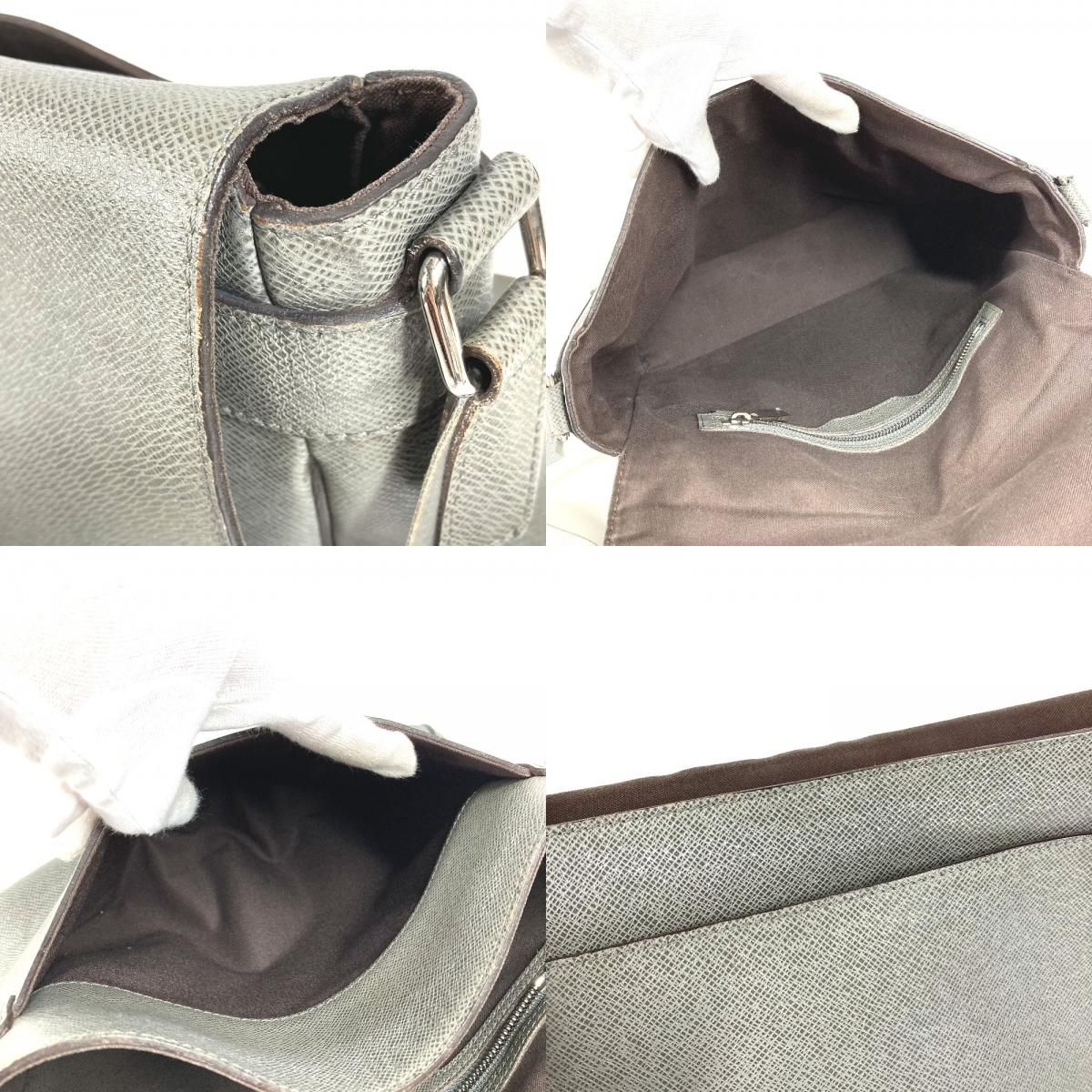 Louis Vuitton Shoulder Bag Roman MM Taiga Leather Glacier Gray — view 8