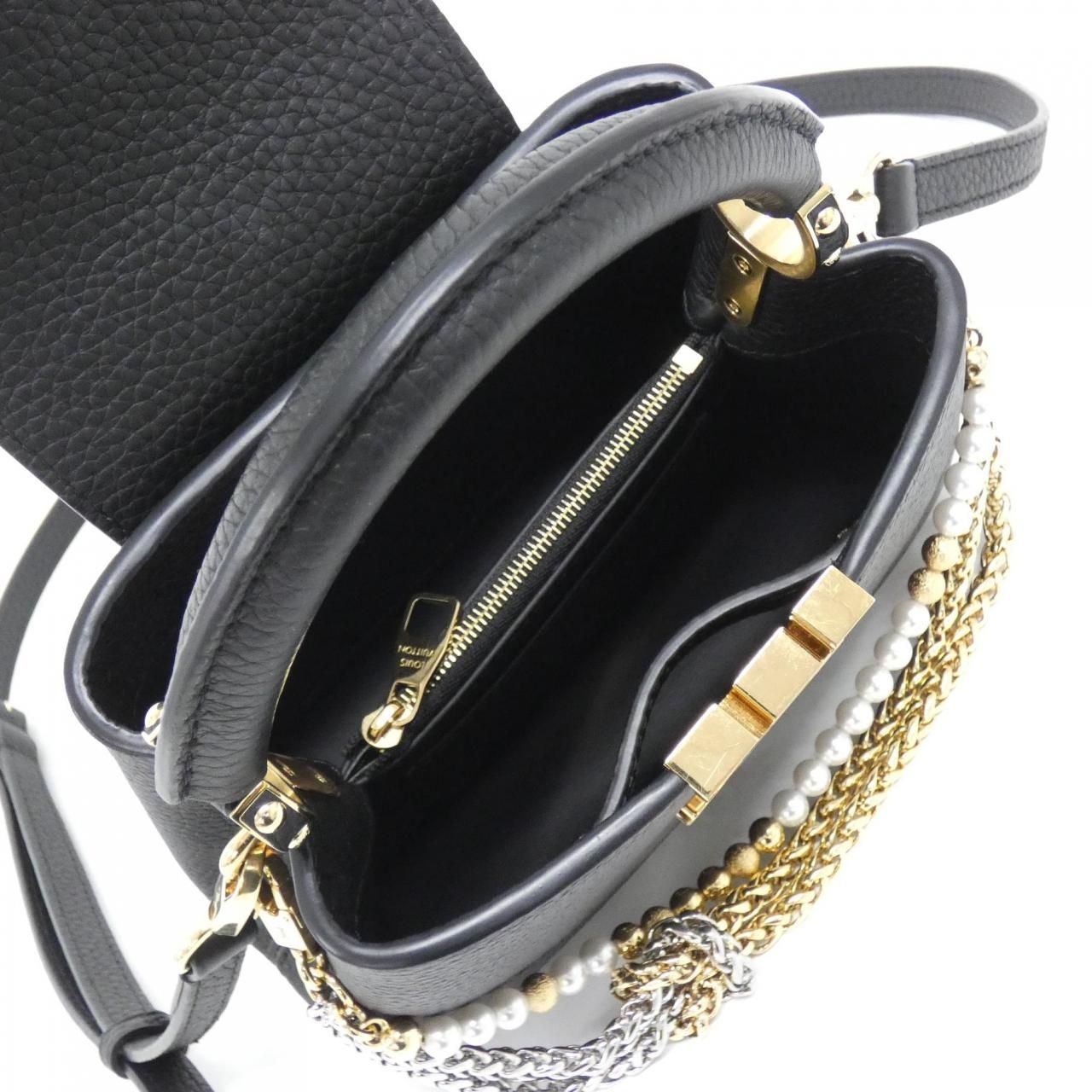 Louis Vuitton Capucines Mini — view 6