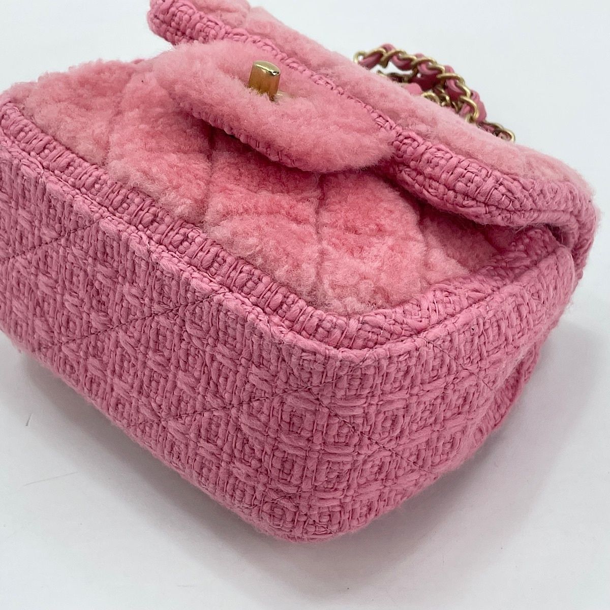 Chanel Shoulder Bag Mini Quilted — view 8