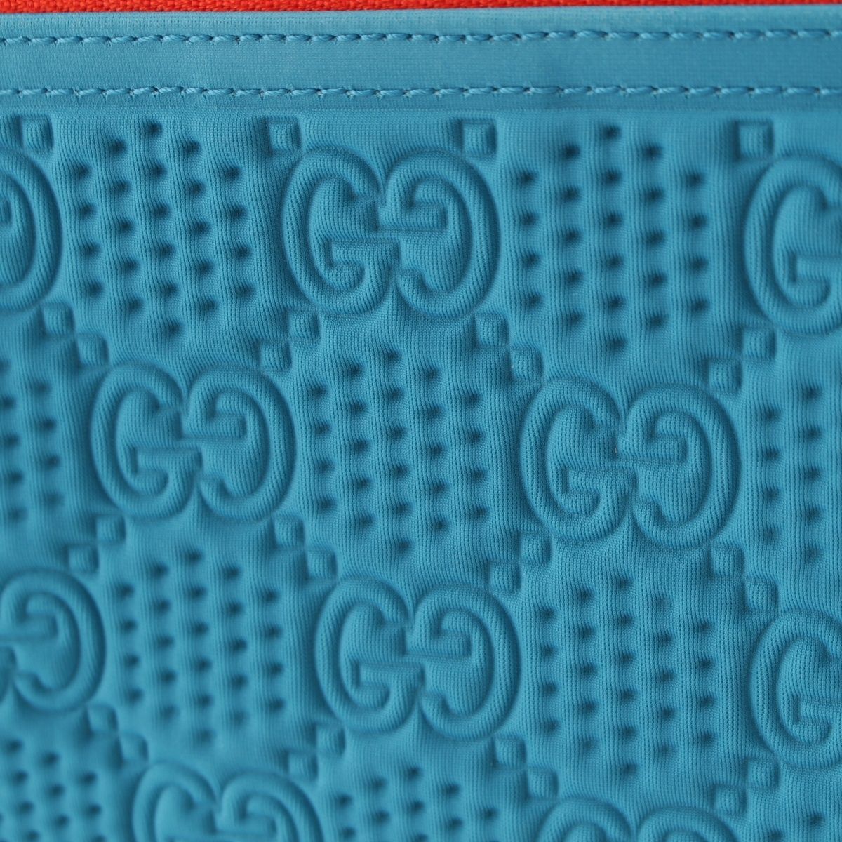 Gucci GG Scuba Small Clutch Pouch Blue — view 8