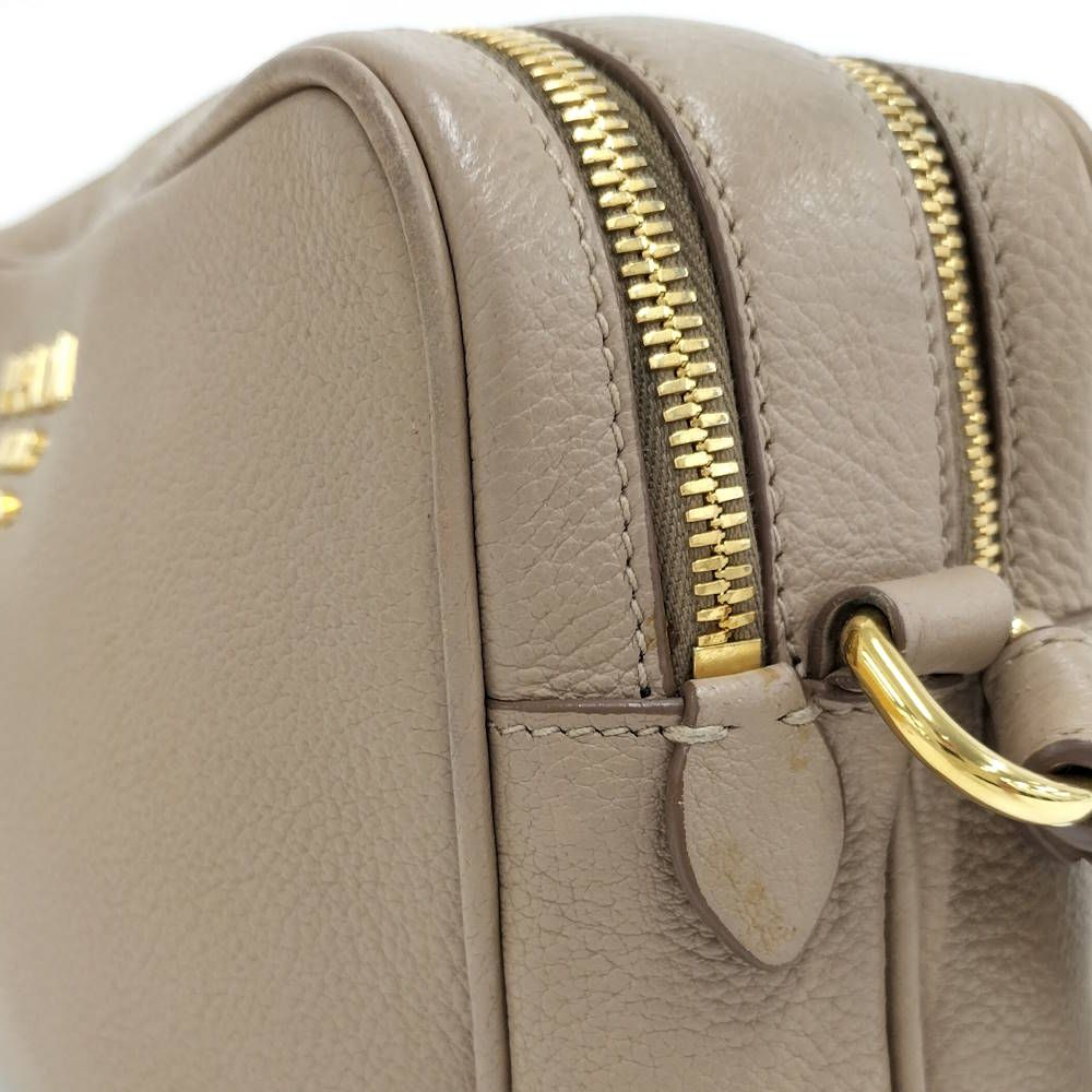 Prada Zipper Shoulder Bag Leather Beige — view 8