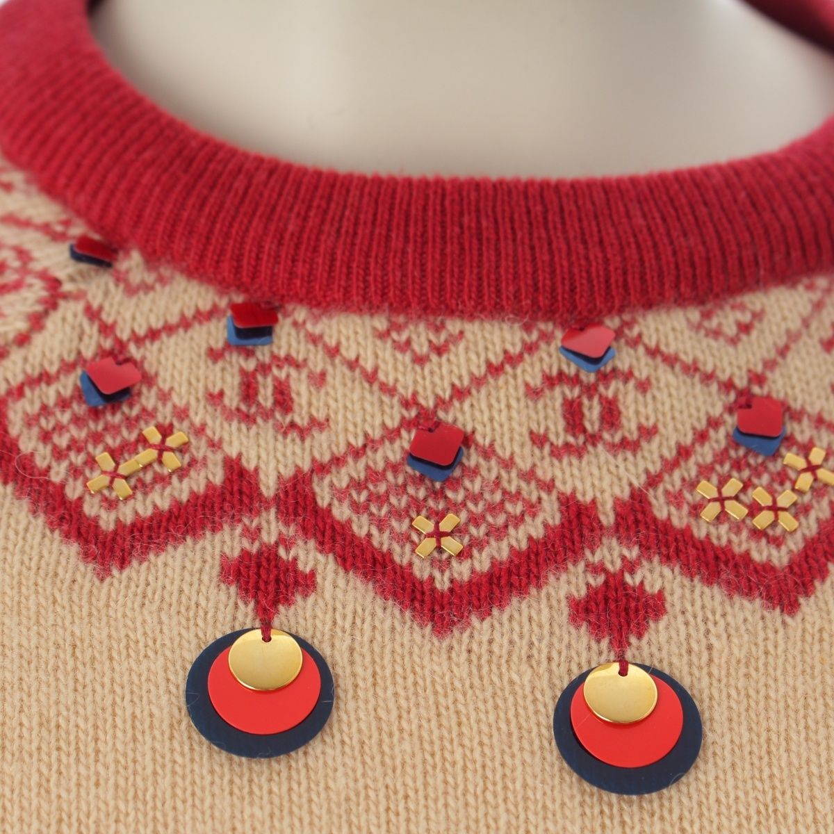Chanel 01A Cashmere CC Logo Embroidery Knit Dress Beige Red 38 — view 8