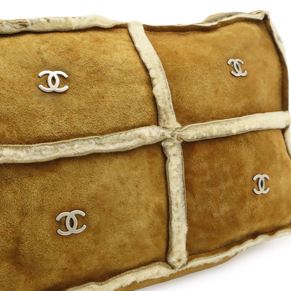 Chanel CC Logo Shoulder Bag Crossbody Shearling Brown Silver — view 8