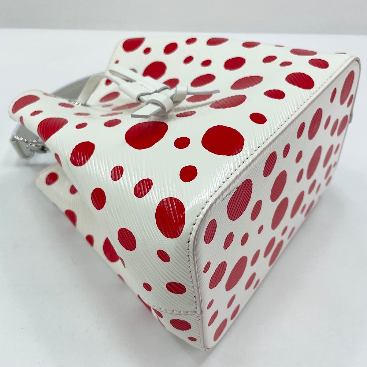 Louis Vuitton Handbag Yayoi Kusama Neo Noe BB — view 8