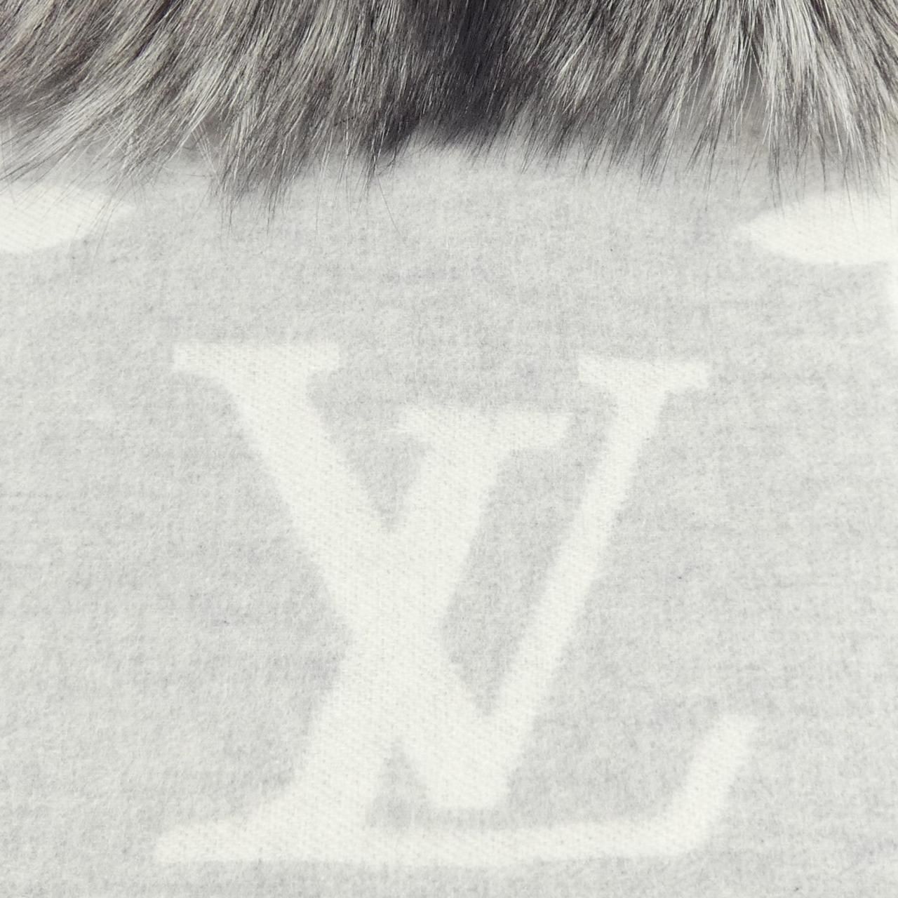 Louis Vuitton Echarpe Reykjavik Fur Scarf — view 5