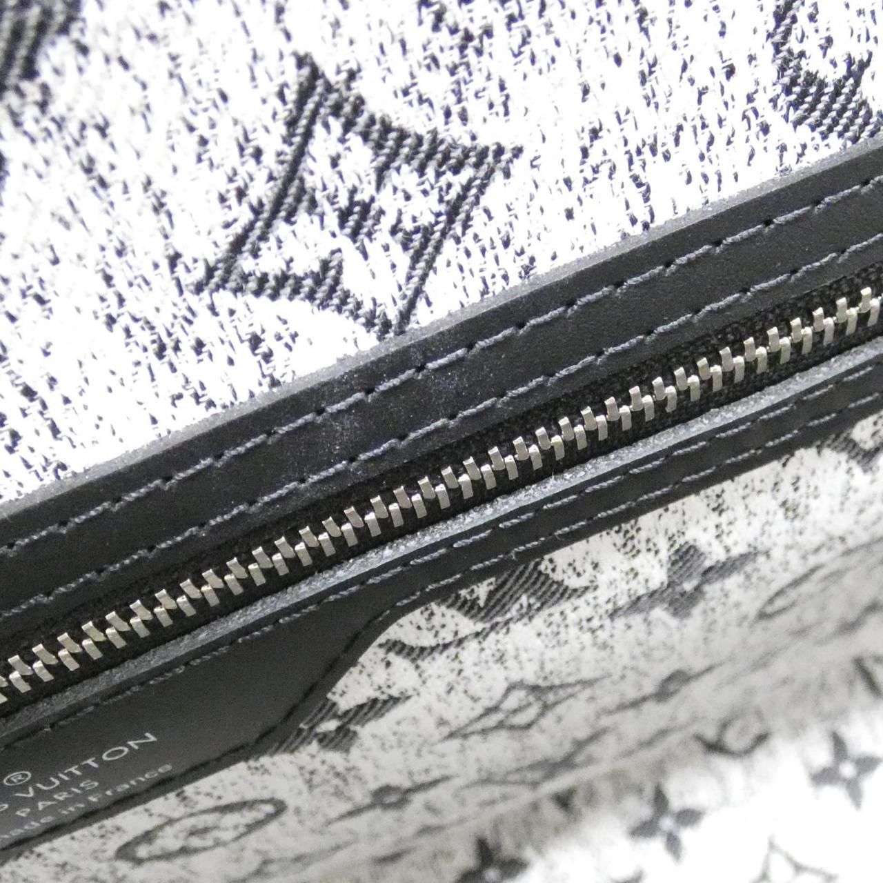 Louis Vuitton Monogram Jacquard Denim Neverfull MM — view 7