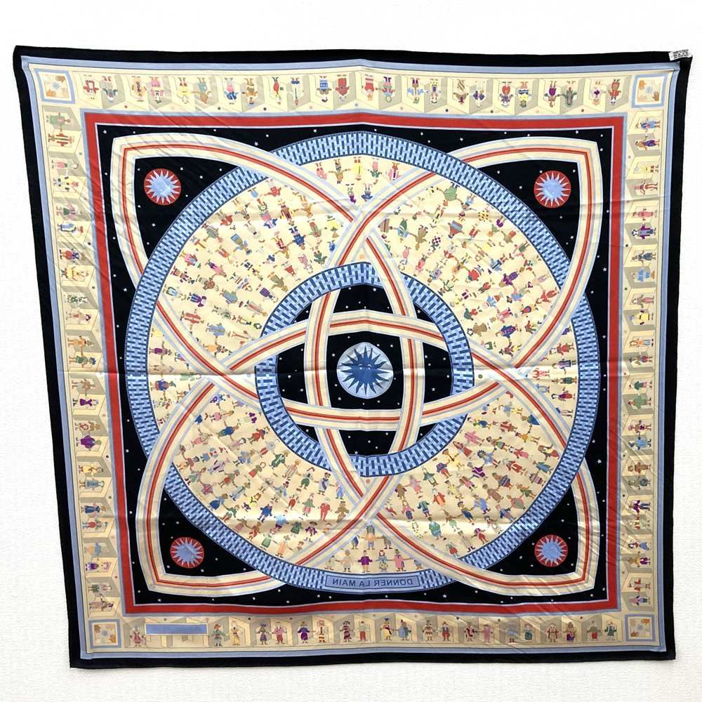 Hermes Carre 90 Donner la Scarf Silk Black — view 8