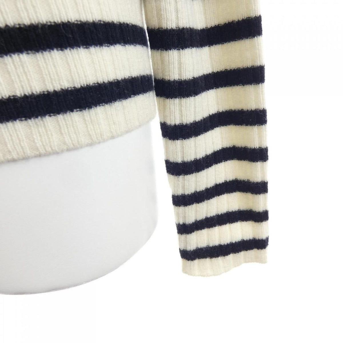 Chanel 06A Knit Sweater Black — view 7