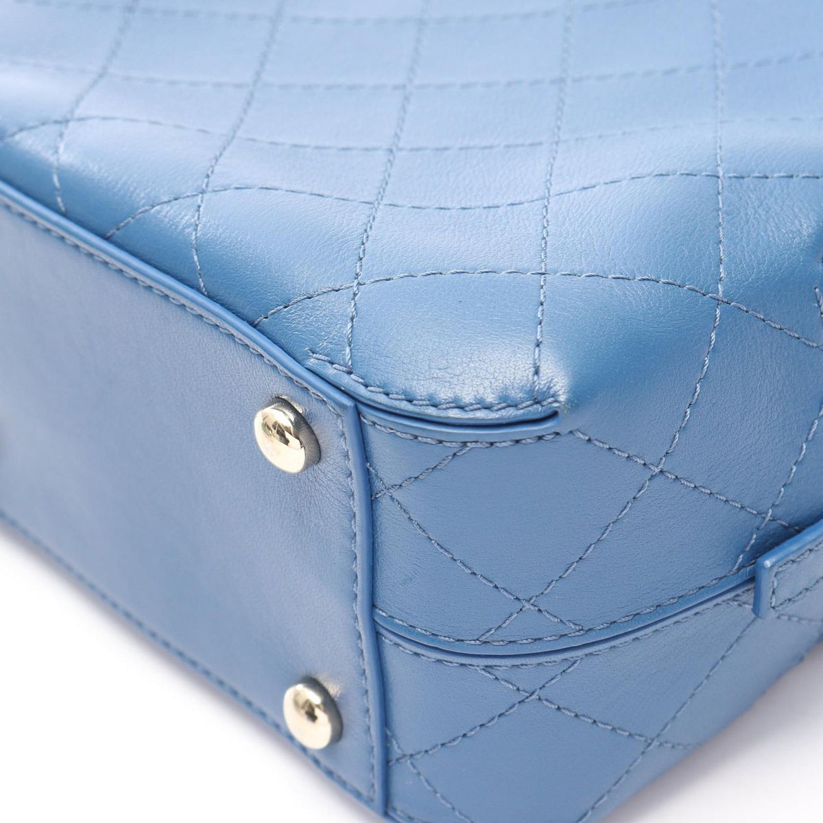 Chanel Shoulder Bag Quilted Small Blue Leather — view 6