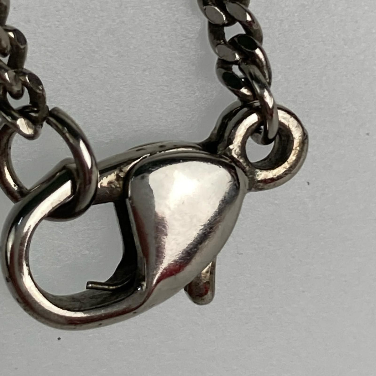 Chanel Necklace CC Logo Camellia Pre Collection Lame 09 P Black — view 8