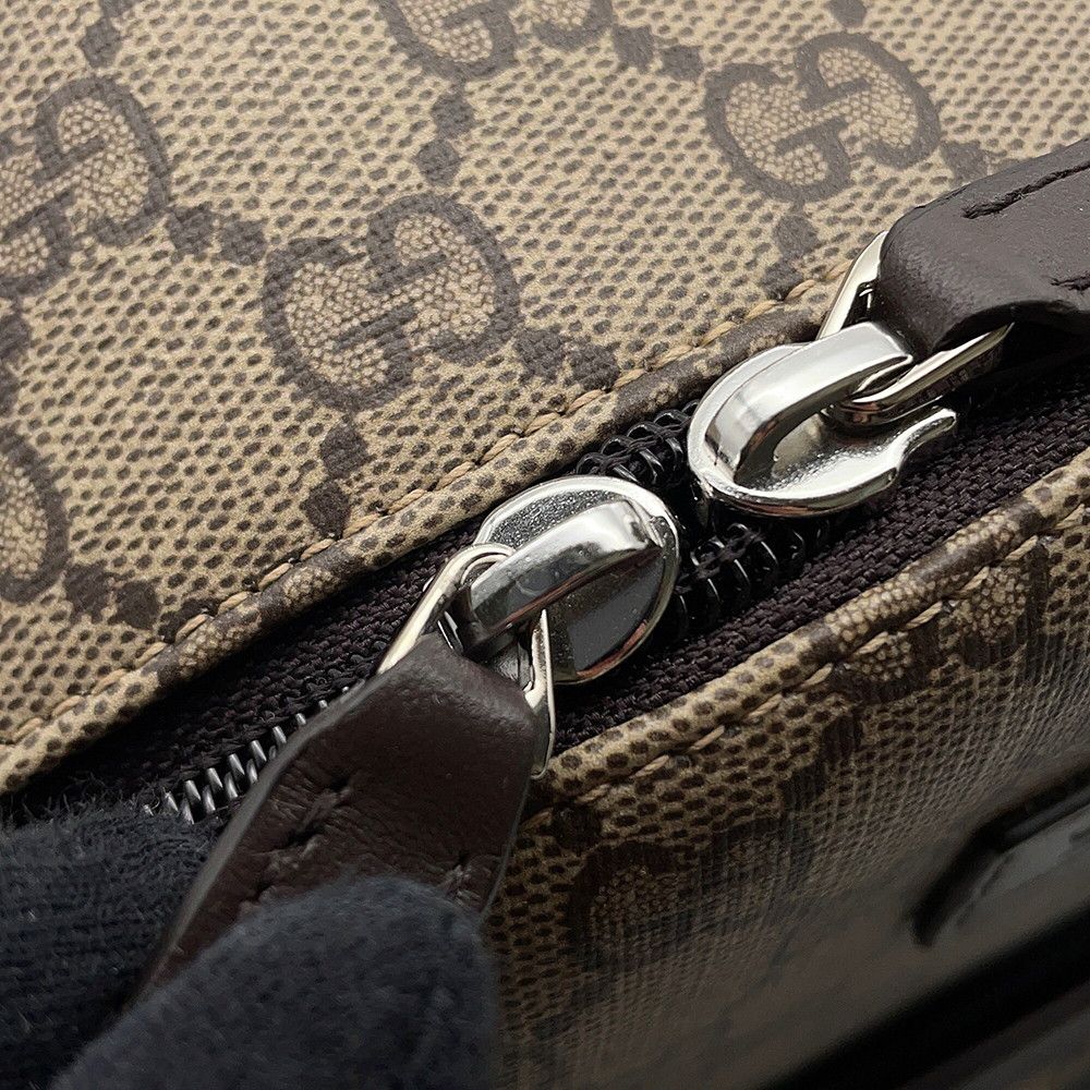 Gucci Backpack Children's Dog GG Supreme Leather Kids Euan Roberts — view 8