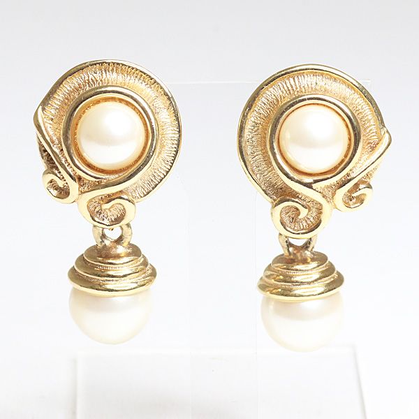 Dior Faux Pearl Earrings Metal Gold Color Clip — view 6