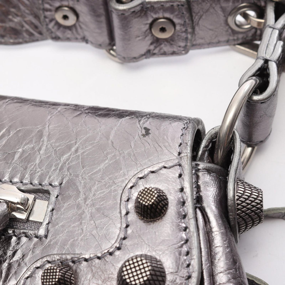 Balenciaga Shoulder Bag Le Cagole S Silver Leather — view 7