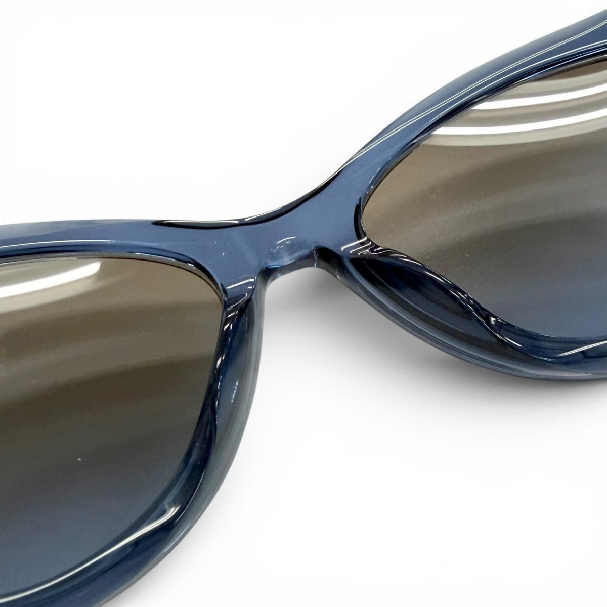 Dior Signature Logo Butterfly Sunglasses Clear Blue Eyewear — view 8