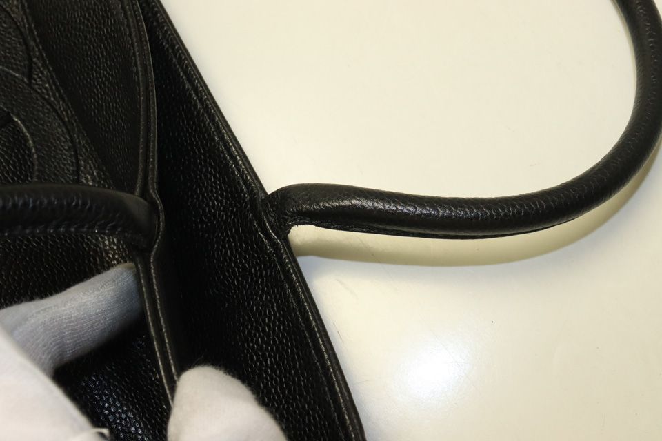 Chanel CC Logo Caviar Leather Tote Bag — view 8