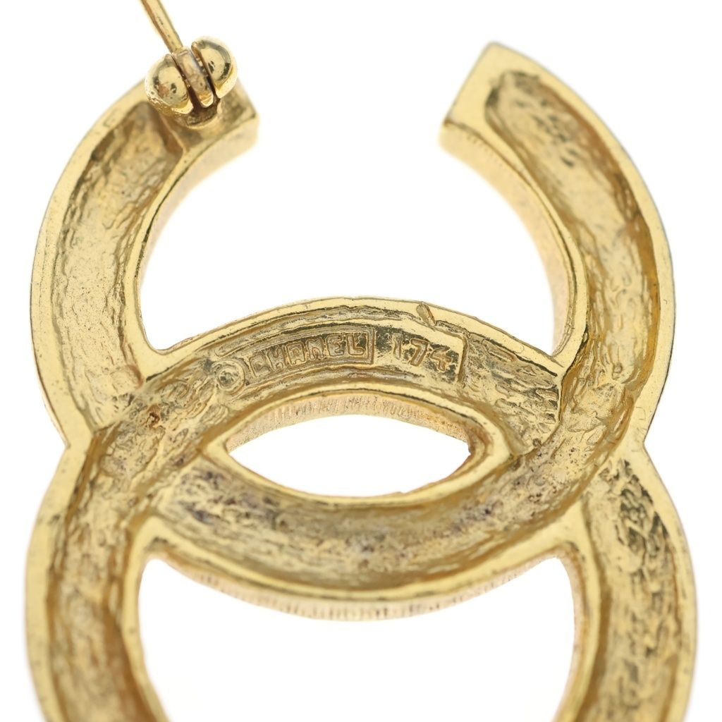 Chanel CC Logo Rhinestone Brooch Pin Badge Gold — view 6