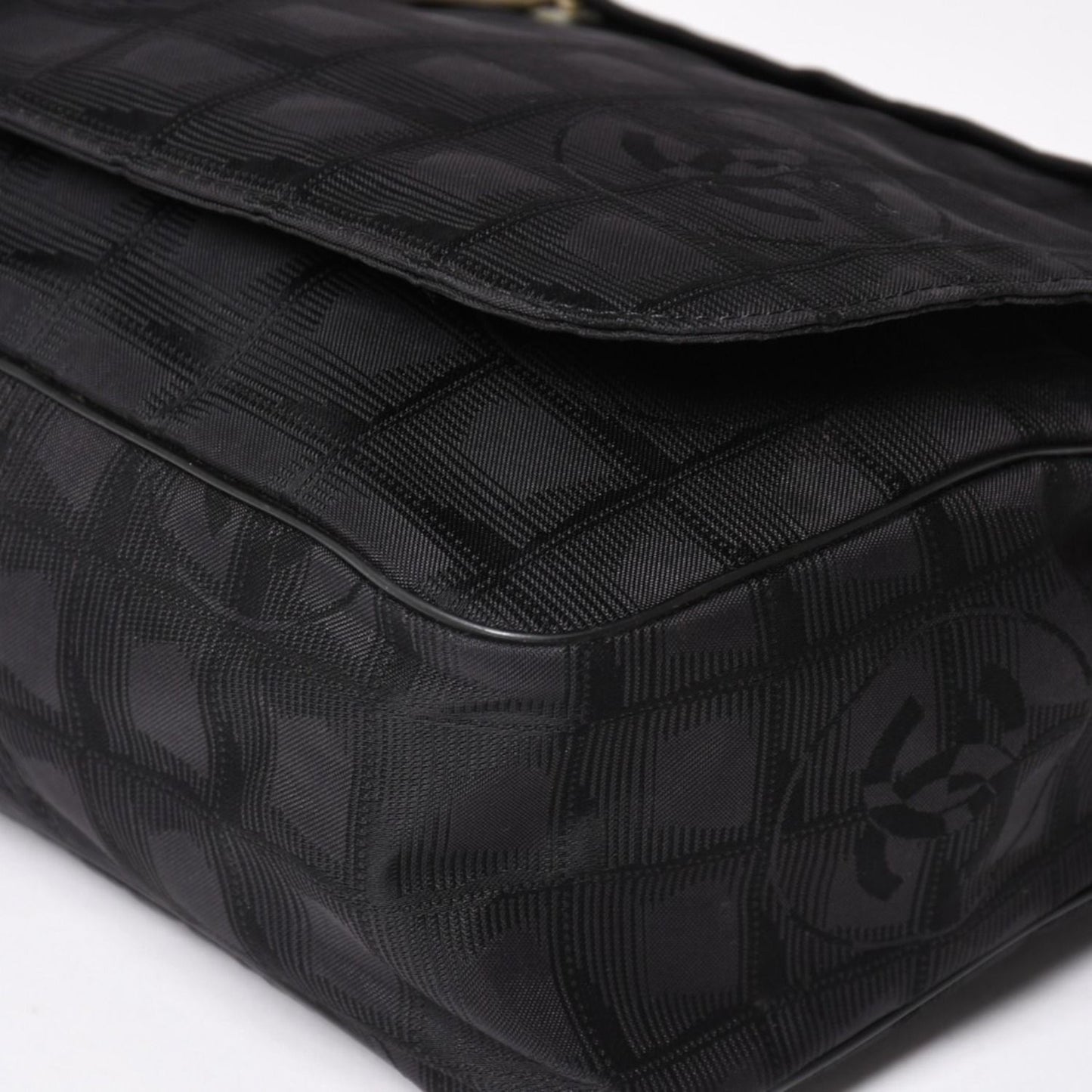 Chanel New Travel Line Messenger Bag Nylon Jacquard Leather Gold — view 8
